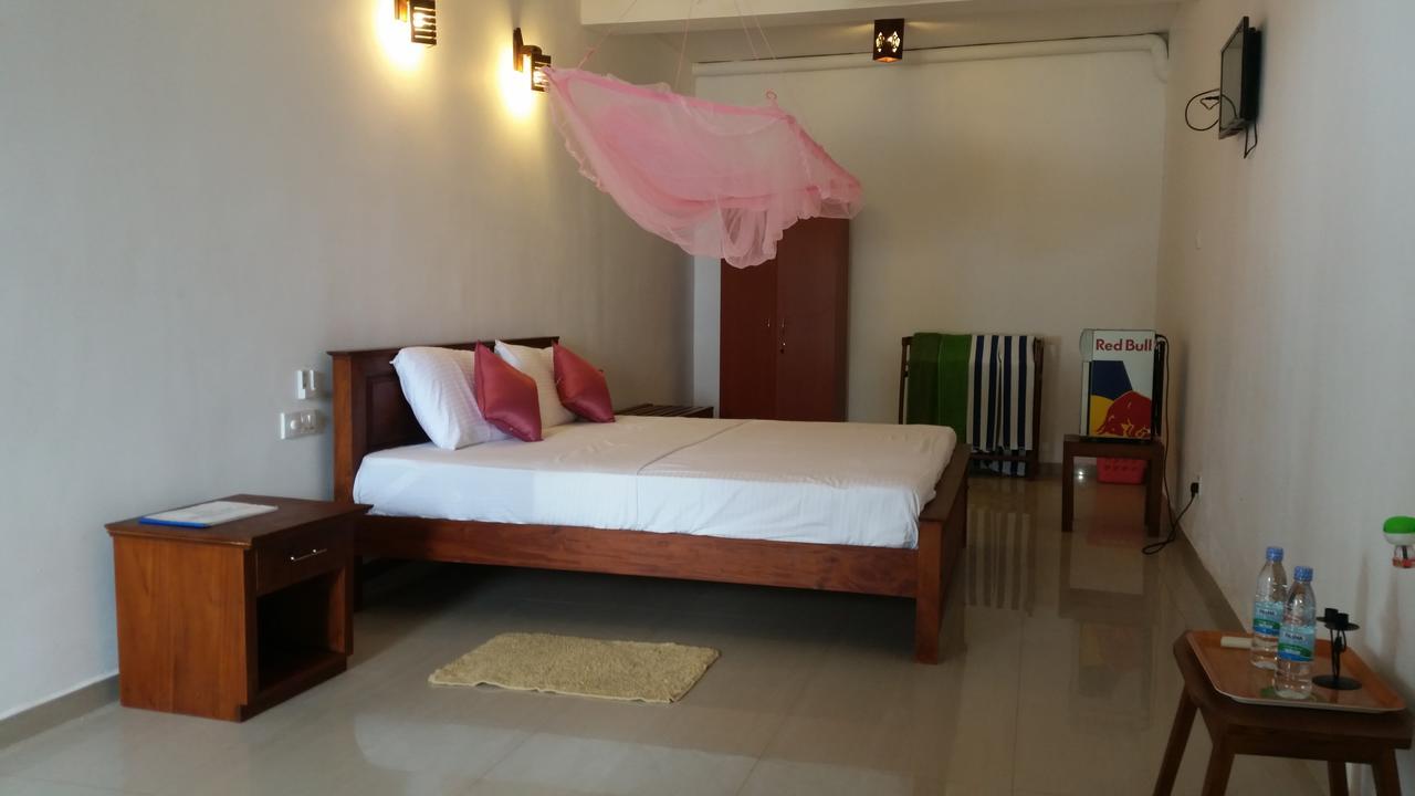 Dasa Beach View Habaraduwa Central Eksteriør billede